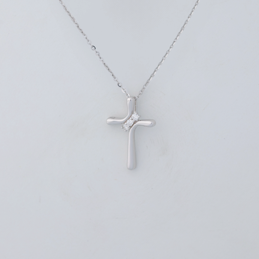 Moissanite Jewelry 72 DPI_Trinity Moissanite Cross Necklace -16